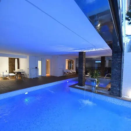 Luxury Gaudi By Hlclub Agency Vila