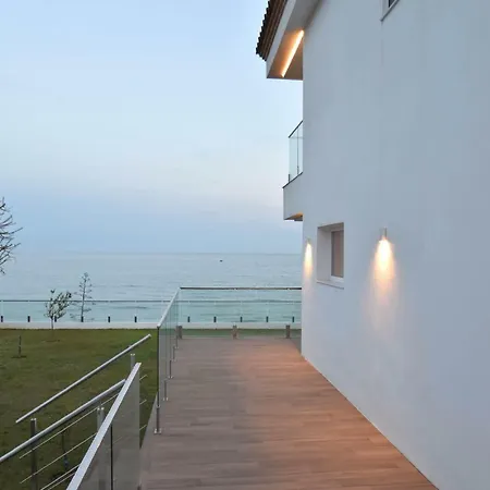 Luxury Gaudi By Hlclub Agency Vila Vilanova i la Geltrú