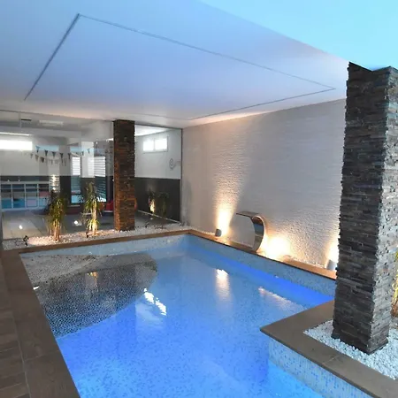 Vila Luxury Gaudi By Hlclub Agency